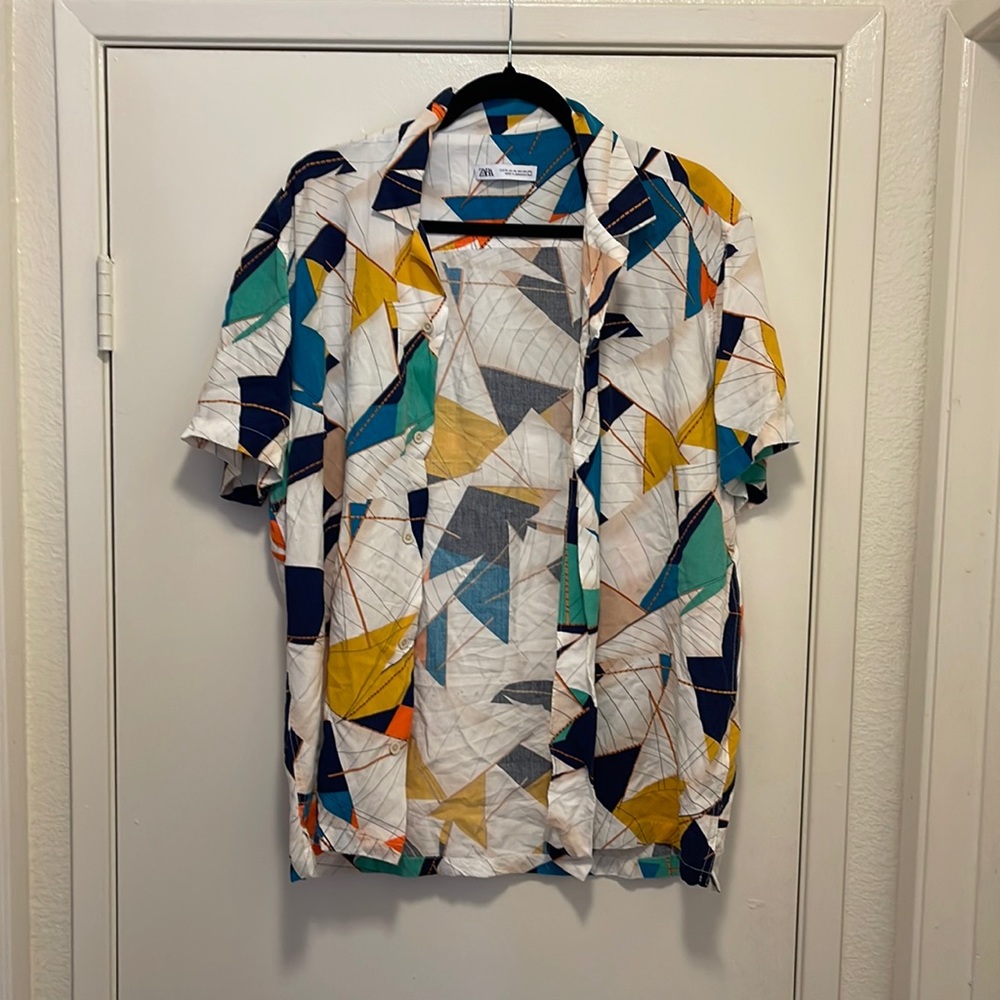 Zara Button Down Shirt (Size XL)